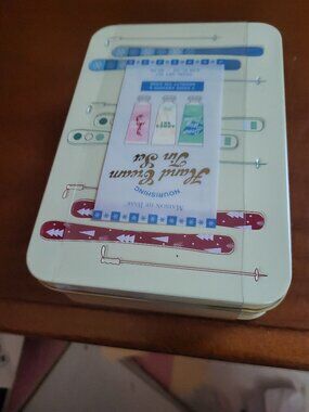 Maison de Base Nourishing Hand Cream Tin Set (new)
